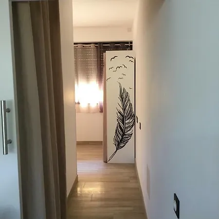 Apartment F2 